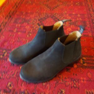 Blundstone Black Suede Bootie